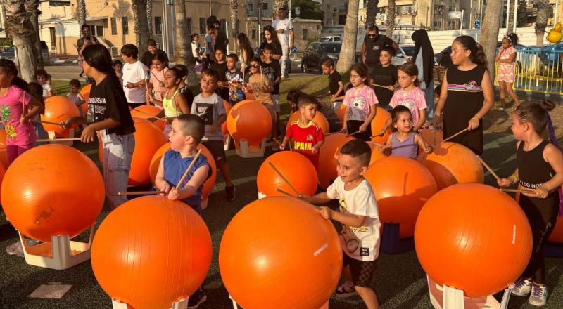 أجواء ممتعة عاشها الأطفال يوم الخميس في منطقة الغربي... واليوم نلتقي معكم بمحطتنا الجديدة.