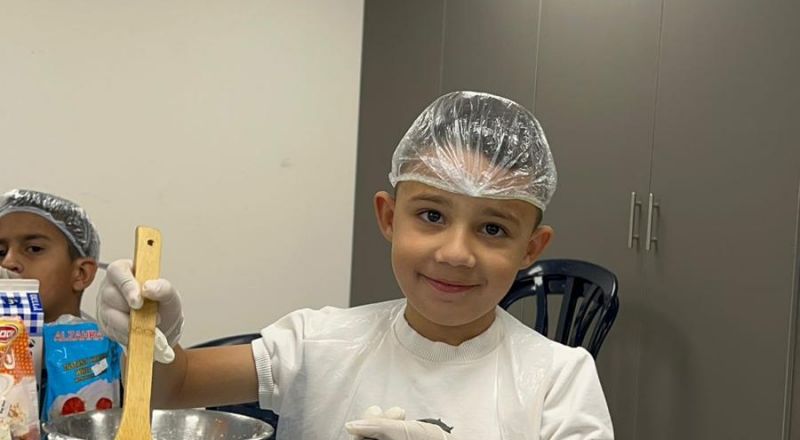 شوكولاتة دُبي على طريقة المراكز الجماهيريّة أسوار عكا...