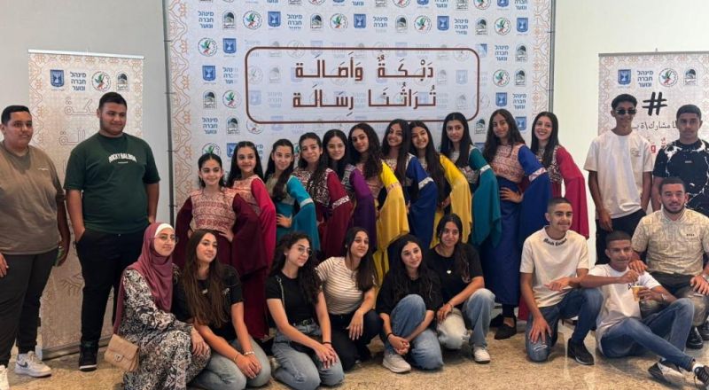 مُبارك لفرقة الرقص الفلكلوري عكا لحصولها على المرتبة الثانية على مستوى البلاد.