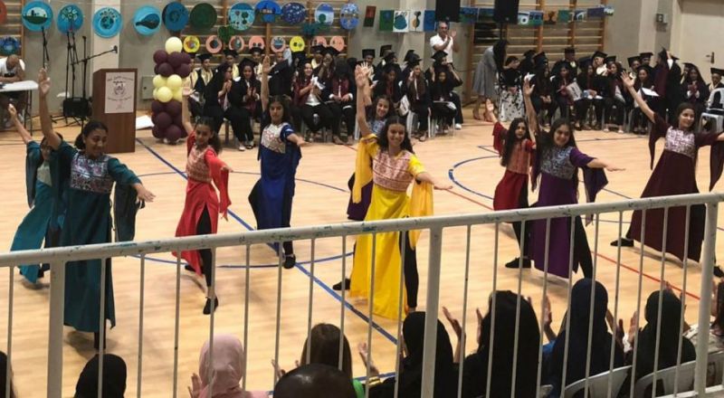 فرقة الرقص الفلكلوري للمراكز الجماهيرية- اسوار عكا تتألق في حفل تخريج طلاب مدرسة الامل.