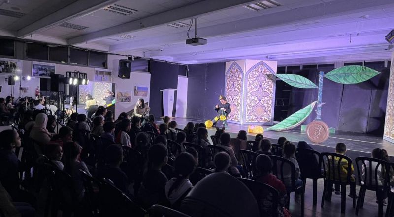 حضور واسع لمسرحيّة الأطفال " فيغارو " في المراكز الجماهيرية- أسوار عكا.
