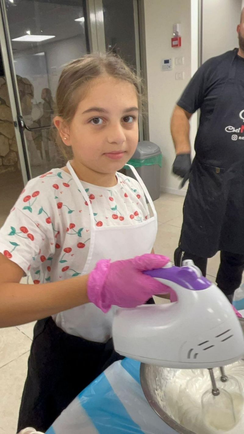 شوكولاتة دُبي على طريقة المراكز الجماهيريّة أسوار عكا...