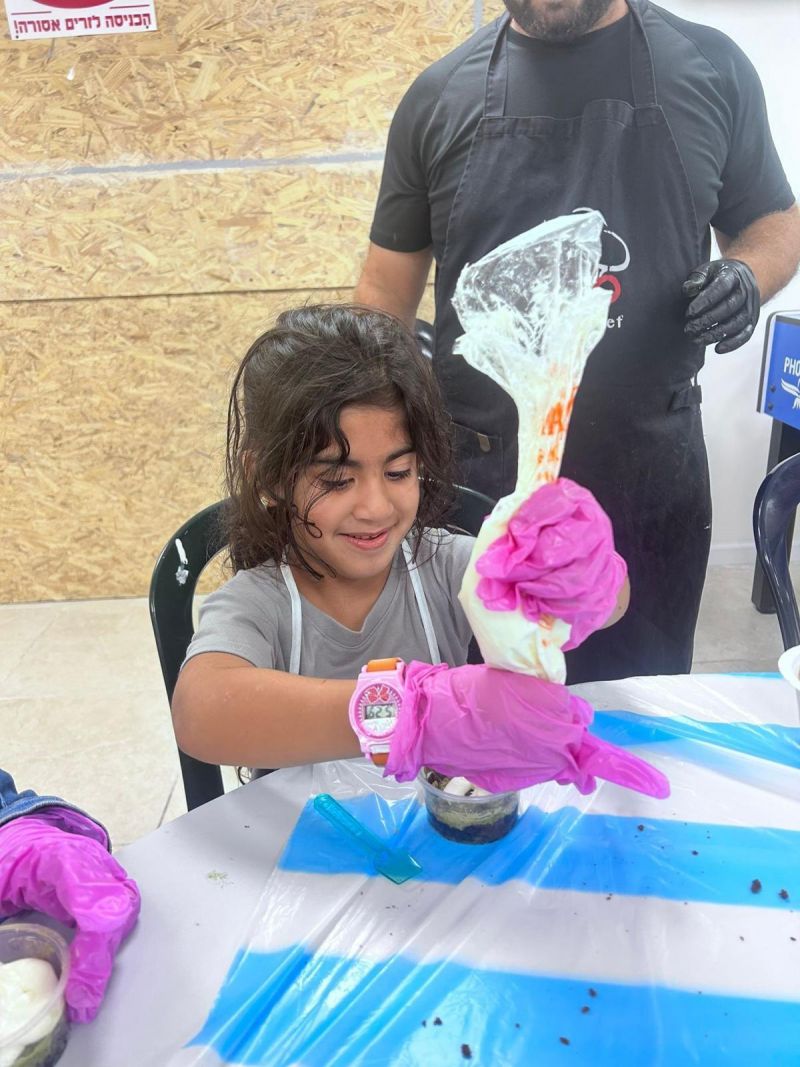 شوكولاتة دُبي على طريقة المراكز الجماهيريّة أسوار عكا...