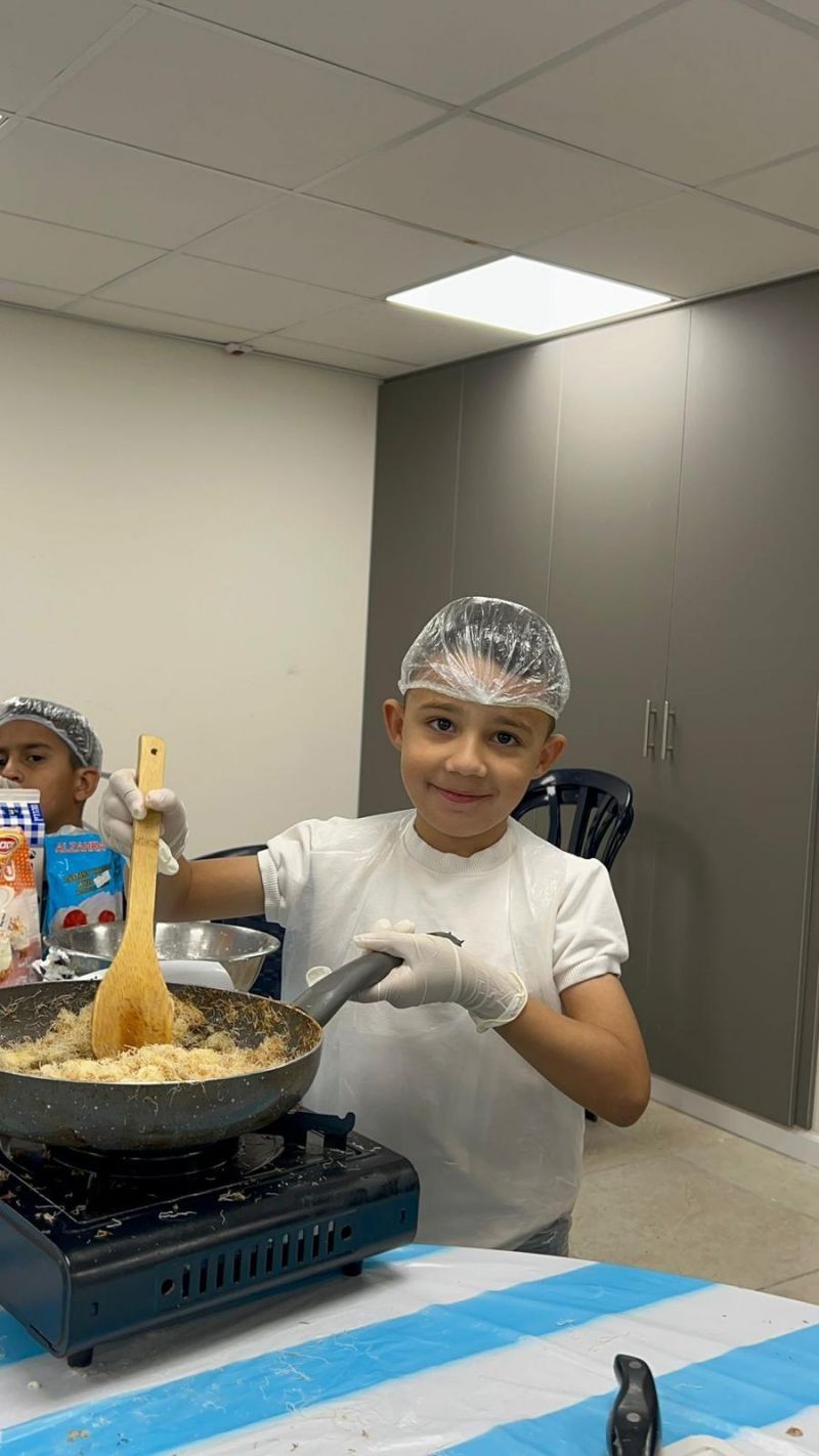 شوكولاتة دُبي على طريقة المراكز الجماهيريّة أسوار عكا...