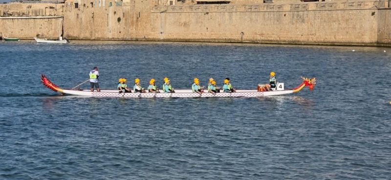 مهرجان وبطولة قوارب الدراغون في عكا يجمعان الرياضة والثقافة في يوم استثنائي