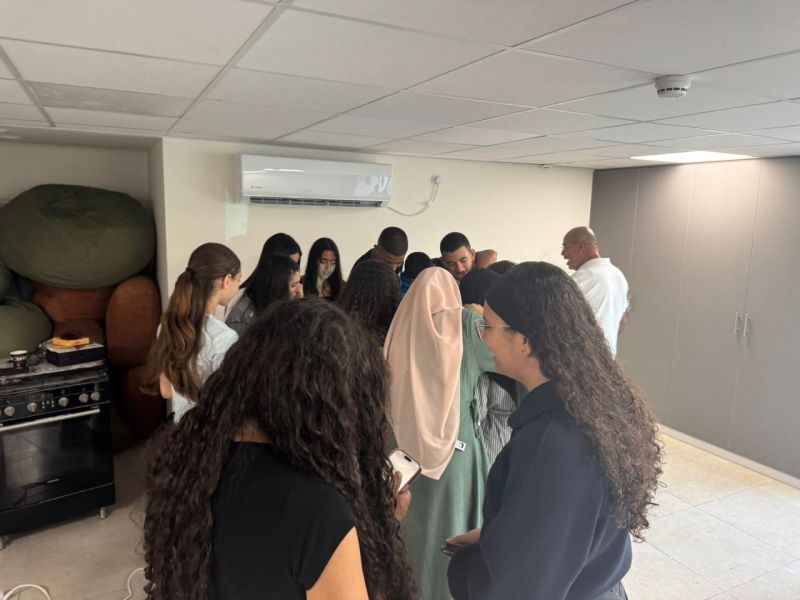 ورشة توعوية لشبيبة المراكز الجماهيريّةأسوارعكا حول الابتعاد عن غاز الضحك ومخاطره.