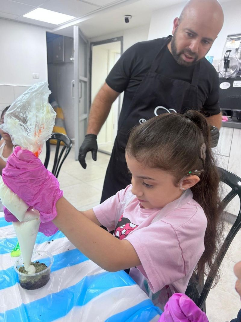 شوكولاتة دُبي على طريقة المراكز الجماهيريّة أسوار عكا...