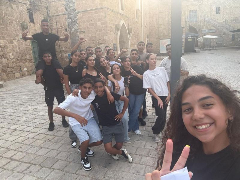 مغامرون ومغامرات من أبناء الشبيبة شاركوا يوم أمس مع المراكز الجماهيرية اسوار عكا في البحث عن الكنز. مغامرون ومغامرات من أبناء الشبيبة شاركوا يوم أمس مع المراكز الجماهيرية اسوار عكا في البحث عن الكنز.