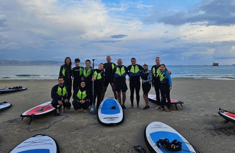 مجموعة "الساب" في نادي عكا دولفينز تستمتع بابحار مميز باجواء شتوية.