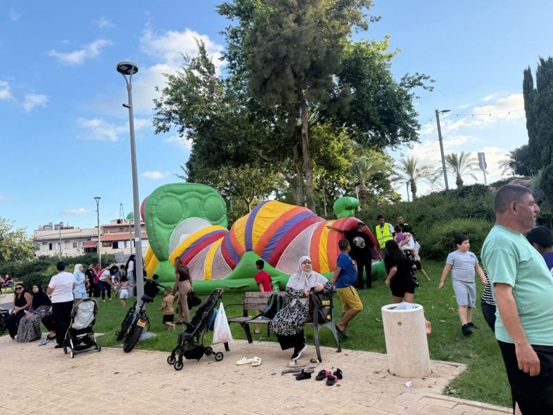 فعالية صيفية حافلة بالمرح وأجواء من الفرح للأطفال مع بلدية عكا و المراكز الجماهيرية أسوار عكا