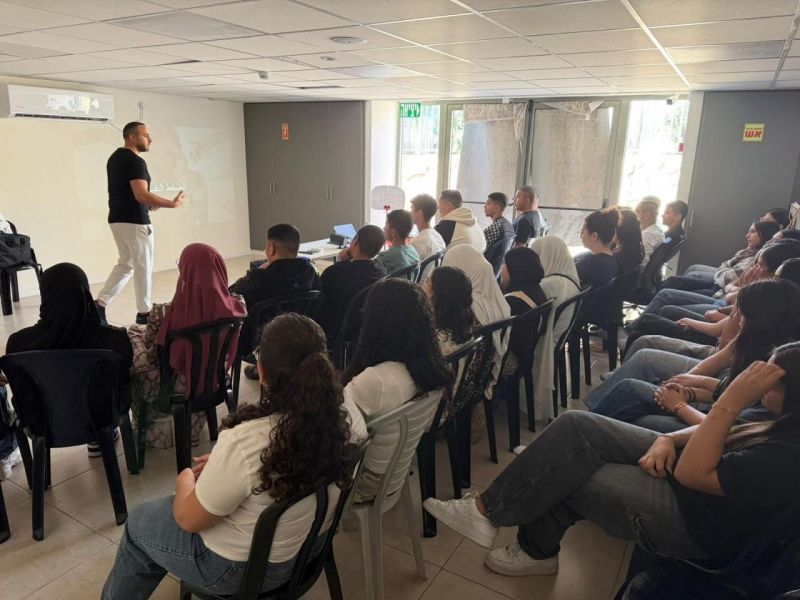 المراكز الجماهيرية اسوار عكا تنظم لقاءً للشبيبة حول الضغط النفسي وكيفيّة التعامل معه