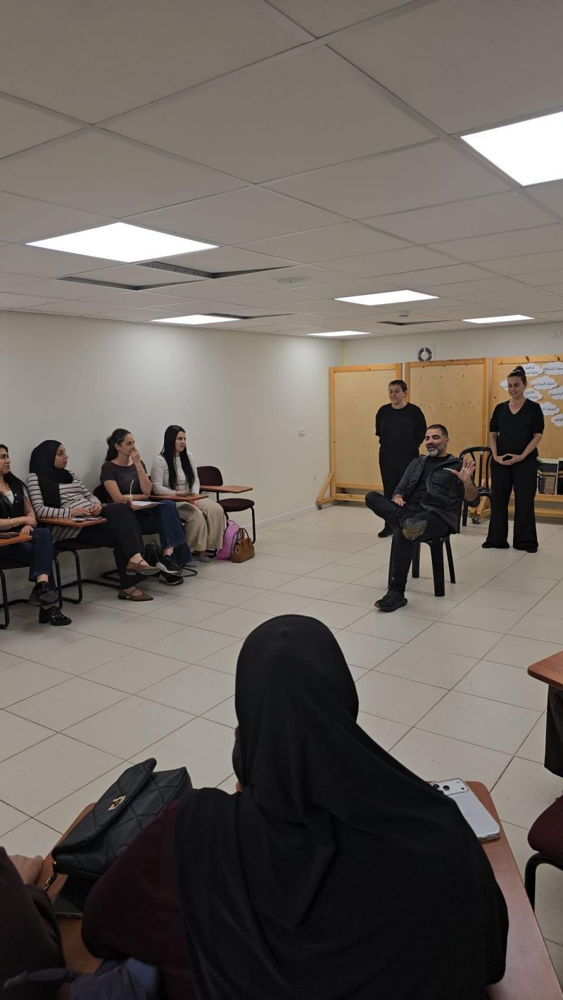 المراكز الجماهيرية اسوار عكا تنظم عرض "Playback" للنساء مع فعالية فنيّة مرافقة للأطفال