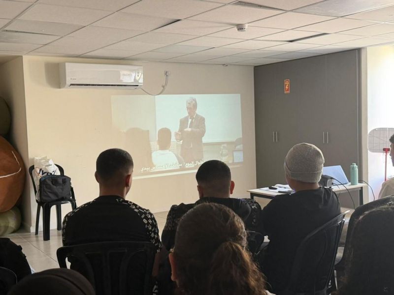المراكز الجماهيرية اسوار عكا تنظم لقاءً للشبيبة حول الضغط النفسي وكيفيّة التعامل معه