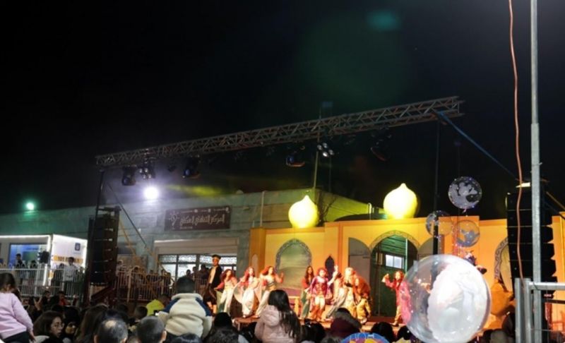 الآلاف يشاركون مهرجان اضاءة فانوس رمضان عكا بأجواء أكثر من رائعة