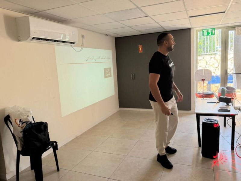 المراكز الجماهيرية اسوار عكا تنظم لقاءً للشبيبة حول الضغط النفسي وكيفيّة التعامل معه